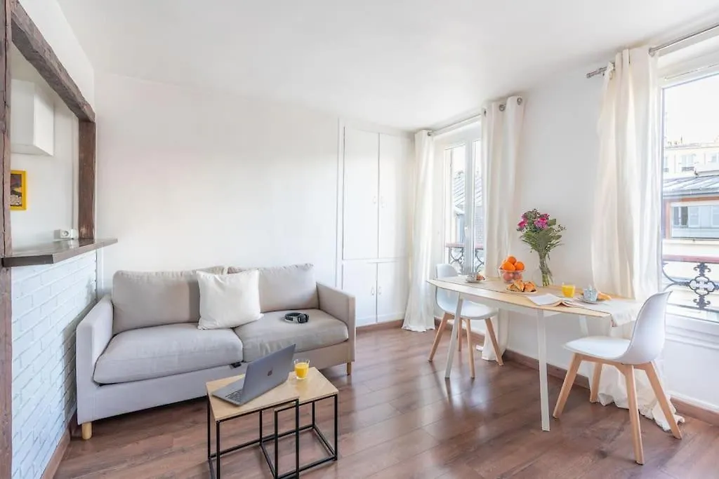Comfortable Flat - Montparnasse Paris 0*,  França